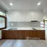 บ้านเดี่ยว 4 ห้องนอน ให้เช่า ในทำเล คลองเตยเหนือ, กรุงเทพมหานคร, คลองเตยเหนือ
