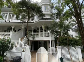 4 Habitación Adosado en venta en Fantasia Villa 2, Samrong Nuea, Mueang Samut Prakan, Samut Prakan, Tailandia