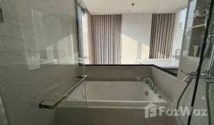 3 Bedrooms Condo for sale in Lumphini, Bangkok Muniq Langsuan