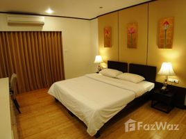 3 Bedroom Condo for rent at Saranjai Mansion, Khlong Toei
