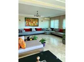 在Superbe appartement avec une exposition sud sans vis à vis出售的5 卧室 住宅, Na El Maarif, Casablanca, Grand Casablanca