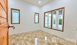 4 Bedrooms Townhouse for sale in Ratsada, Phuket Sri Suchart Grand View 3