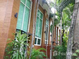 3 спален Квартира в аренду в P.R. Home 3, Khlong Tan Nuea, Щаттхана