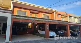 Verfügbare Objekte im Condo in San Rafael