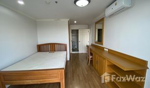 3 Bedrooms Condo for sale in Chong Nonsi, Bangkok Lumpini Place Narathiwas-Chaopraya