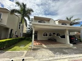 3 Bedroom House for sale at Escazú, Escazu