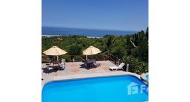 Viviendas disponibles en Apartment with a stunning ocean view and heated pool in San Jose