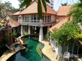 5 Bedroom House for sale at Jomtien Palace Village, Nong Prue, Pattaya