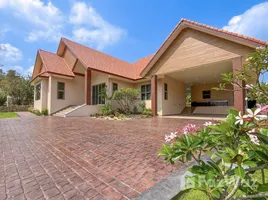 4 спален Вилла на продажу в Phoenix Golf Villa, Huai Yai