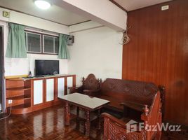2 Bedroom Apartment for rent at Ratdamnoen Condominium, Wat Sommanat, Pom Prap Sattru Phai