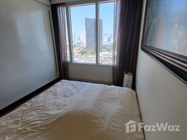 2 Bedroom Condo for sale at Watermark Chaophraya, Bang Lamphu Lang