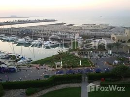 3 غرفة نوم شقة للبيع في Marina Apartments C, Al Hamra Marina Residences