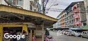 Vista de la calle of Baan Patcharaphorn Suksawat 62/2