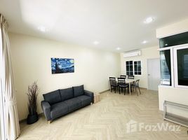 4 Habitación Adosado en venta en Golden Town Chiangmai - Kad Ruamchok, Fa Ham