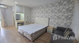 ยูนิตมือสองและให้เช่า