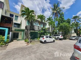 3 Bedroom Townhouse for sale in Wichit, Phuket Town, Wichit