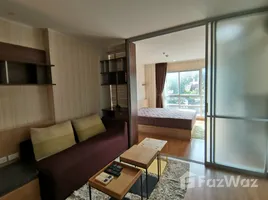 1 chambre Condominium à louer à , Huai Khwang