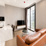 1 спален Квартира на продажу в The Esse at Singha Complex, Bang Kapi, Хуаи Кхщанг
