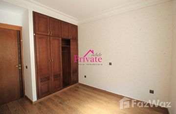 Location Appartement 100 m² QUARTIER ADMINISTRATIF Tanger Ref: LZ484 in Na Charf, タンガー・テトウアン