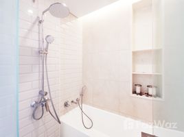 2 спален Квартира в аренду в Siamese Exclusive 42, Phra Khanong