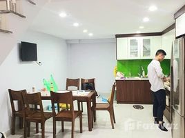 5 Phòng ngủ Nhà phố bán ở Mai Dịch, Hà Nội Lovely Townhouse in Cau Giay for Sale