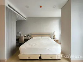 คอนโด 1 ห้องนอน ให้เช่า ในโครงการ ไซมิส เอ๊กซ์คลูซีพ ควีนส์, คลองเตย