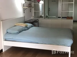 Studio Condo for rent at ITF Silom Palace, Suriyawong, Bang Rak, Bangkok, Thailand
