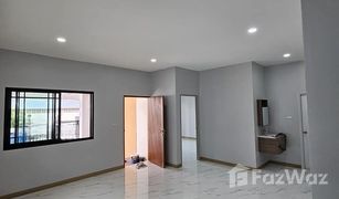 3 Bedrooms House for sale in Ratsada, Phuket Sri Suchart Grand View 3