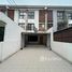 3 спален Дом на продажу в The Enter (Kanchanapisek 39), Dokmai