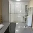 1 chambre Condominium à louer à , Huai Khwang