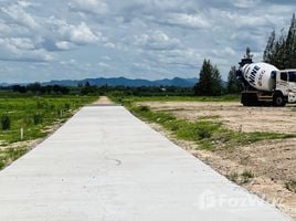 在七岩, 佛丕出售的 土地, Sam Phraya, 七岩