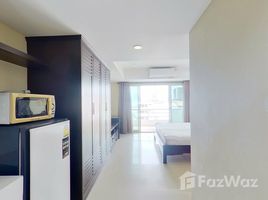 Studio Condo for rent at Laidback Place, Phra Khanong Nuea