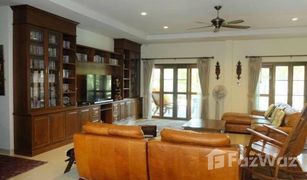 3 Bedrooms Villa for sale in San Pa Pao, Chiang Mai 