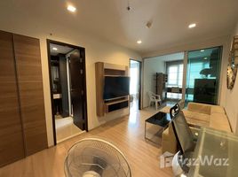 1 спален Квартира в аренду в Rhythm Sathorn, Thung Wat Don