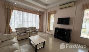 Дом, 3 спальни на продажу в Nong Prue, Паттая Chokchai Garden Home 3