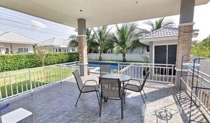 2 Schlafzimmern Villa zu verkaufen in Pran Buri, Hua Hin 