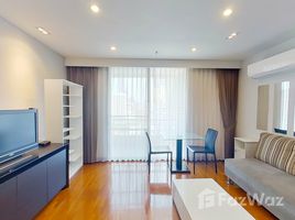 1 Bedroom Condo for rent at Baan Na Varang, Lumphini