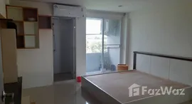 ยูนิตมือสองและให้เช่า