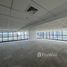 220 кв.м. Office for rent at Bangkok Business Center Building, Khlong Tan Nuea, Щаттхана