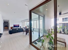 3 Bedroom Condo for sale at The Emporio Place, Khlong Tan