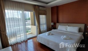 1 Schlafzimmer Appartement zu verkaufen in Phra Khanong, Bangkok 42 Grand Residence