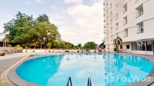 3D Walkthrough of the Communal Pool at Chiang Mai Riverside Condominium
