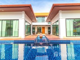 3 Bedrooms Villa for rent in Rawai, Phuket 3 Bedroom Villa Near Rawai Beach