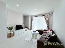 Maison de ville 3 chambre à louer à Baan Klang Muang Rama 9 - Krungthep Kreetha, Saphan Sung, Saphan Sung