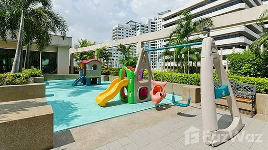 Фото 1 of the Outdoor Kids Zone at Grand Park View Asoke