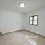 3 Bedroom Townhouse for sale at Pruksa Ville Samut Prakan, Thap Yao, Lat Krabang