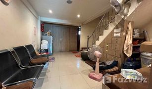 9 Schlafzimmern Reihenhaus zu verkaufen in Thung Song Hong, Bangkok 