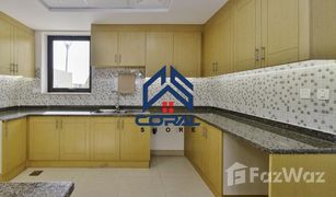 3 Habitaciones Adosado en venta en Prime Residency, Dubái Souk Al Warsan Townhouses A