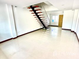 2 спален Таунхаус for sale in CentralPlaza Аэропорт Чианг Мая, Suthep, Pa Daet