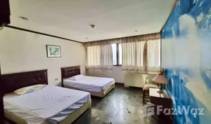 Кондо, 3 спальни на продажу в Nong Prue, Паттая Jomtien Plaza Condotel